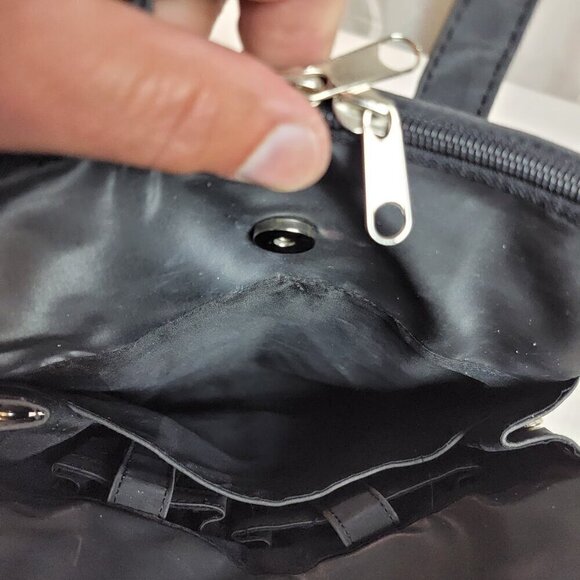 Vida Paris 2000 Backpack Purse - Vintage Y2K Style - Picture 5 of 10